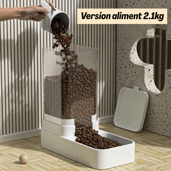 Distributeur croquettes chat 2.3kg avec versement de croquettes