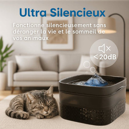 Fontaine à chat ultra silencieuse moins de 20 dB avec félin qui dort auprès de la fontaine - Royalis™