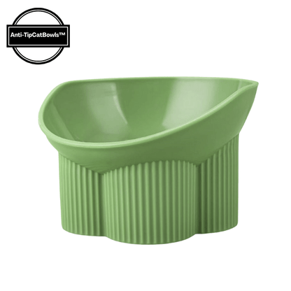 Gamelle chat anti renversement verte presentée Anti-tipCatBowls™