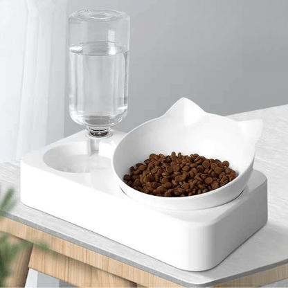 Gamelle pour chat 2en1 blanche bol croquettes et distributeur eau chat sur table - Croc-Water™