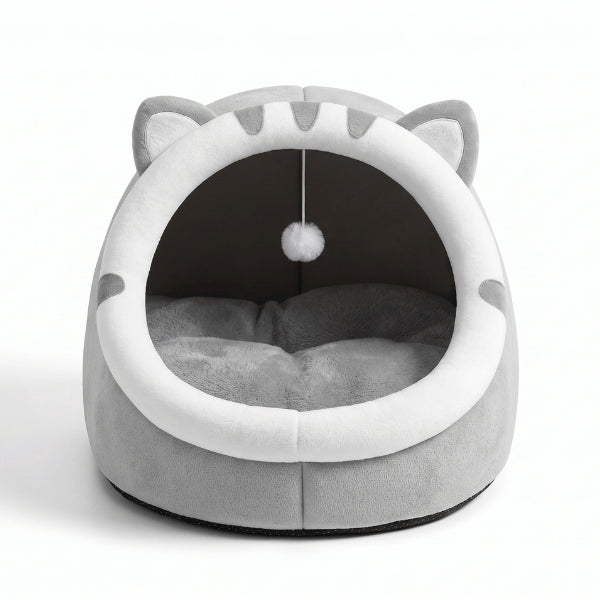 Maisonnette pour chat grise avec couchage moelleux et entrée large pour repos quotidien
