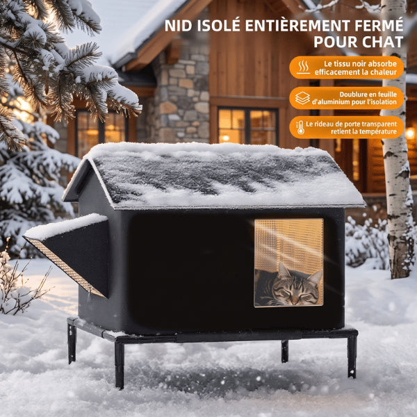 Niche chat extérieur fermée protégeant chat contre neige et froid confort et repos
