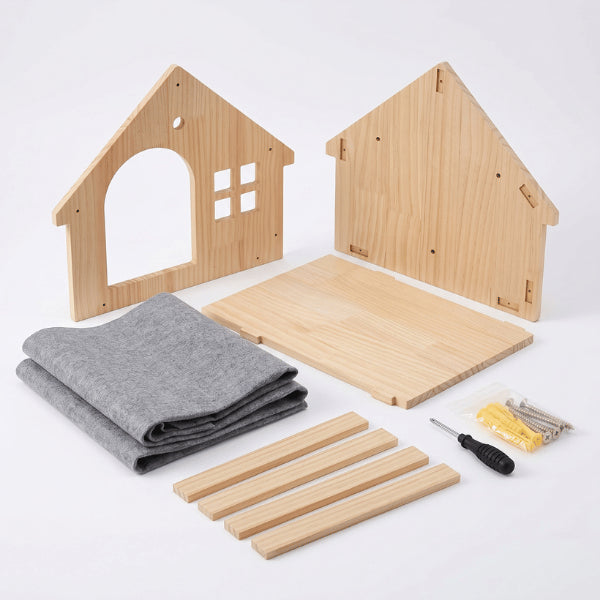 Niche chat interieur en bois avec panneaux et accessoires prêts au montage