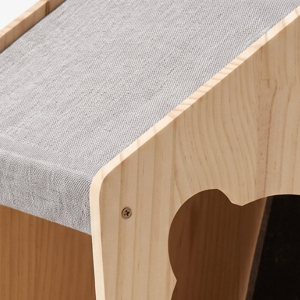 Niche chat interieur murale en bois et toit en tissu zoom qualité matière