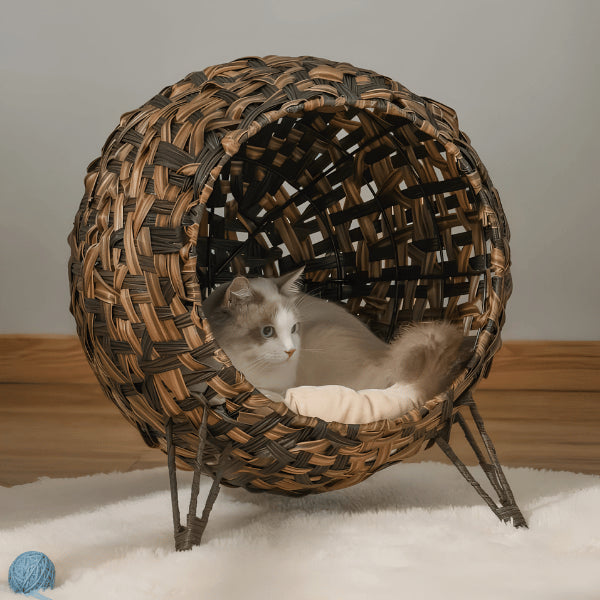 Niche pour chat intérieur en rotin brun ventilé pour repos protégé